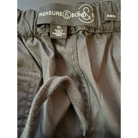 NWT Treasure and Bond Men's Black Elastic Waist Shorts w/ Snap - Size XL- NWT - Picture 13 of 15
